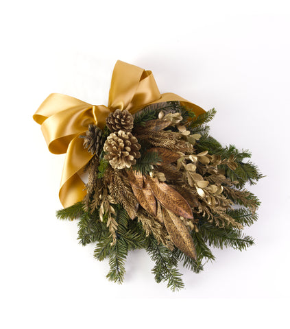 Corsage de Coniferas para Árbol Golden Peace